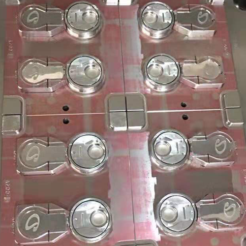 multi cavities moulds of flip top caps core